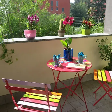Bright And Lovely Private In Appartement