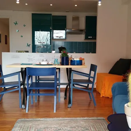 Bright And Lovely Private In Appartement Milan