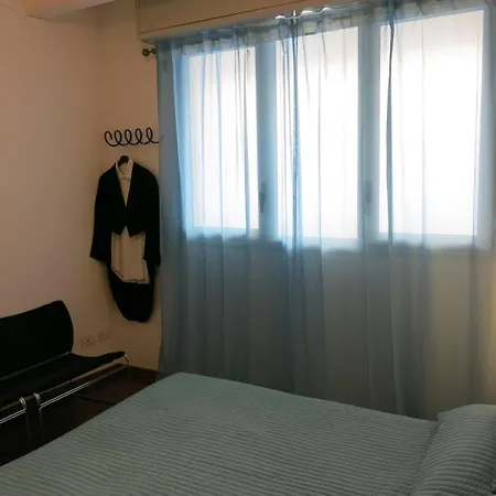 Bright And Lovely Private In Appartement