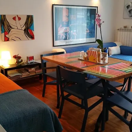 Bright And Lovely Private In Appartement